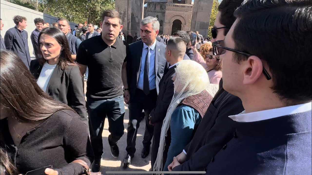 Կռիվ Մայր Աթոռի բակում 😡😡