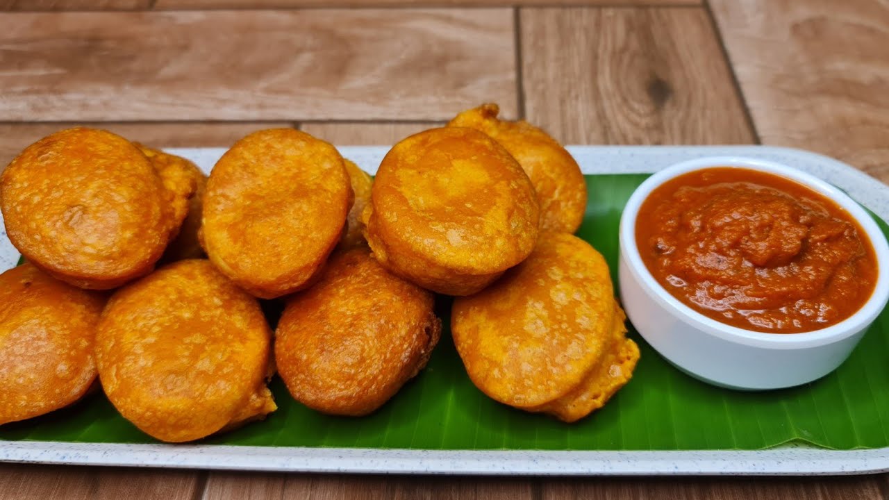 മുട്ടബജി കഴിക്കാൻ ഇനി തട്ടുകടയിൽ പോകണ്ട|| Thattukadastyle muttabajji ||Egg Bajji Recipe in Malayalam