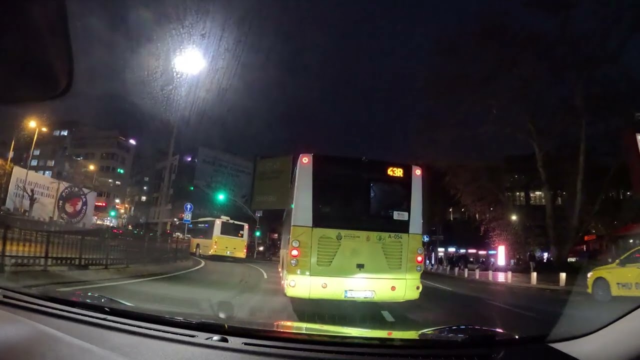 Otopark Çıkışı Kısa