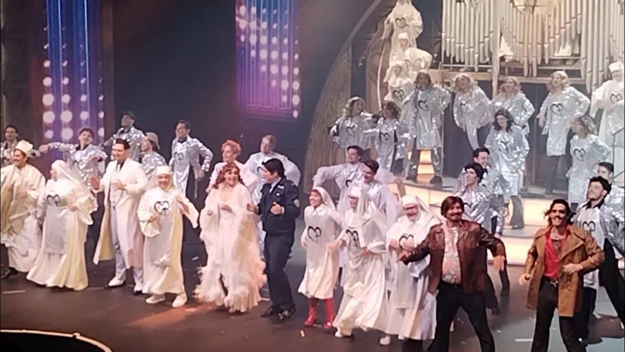 Apáca show tapsrend/ Erkel színház ( Veres Mónika Nika, Náray Erika)