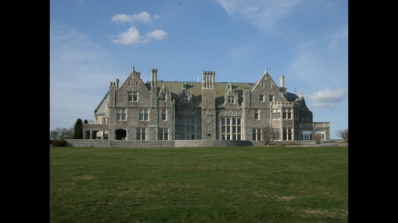 Avery Point wedding locations - Nutmeg JP