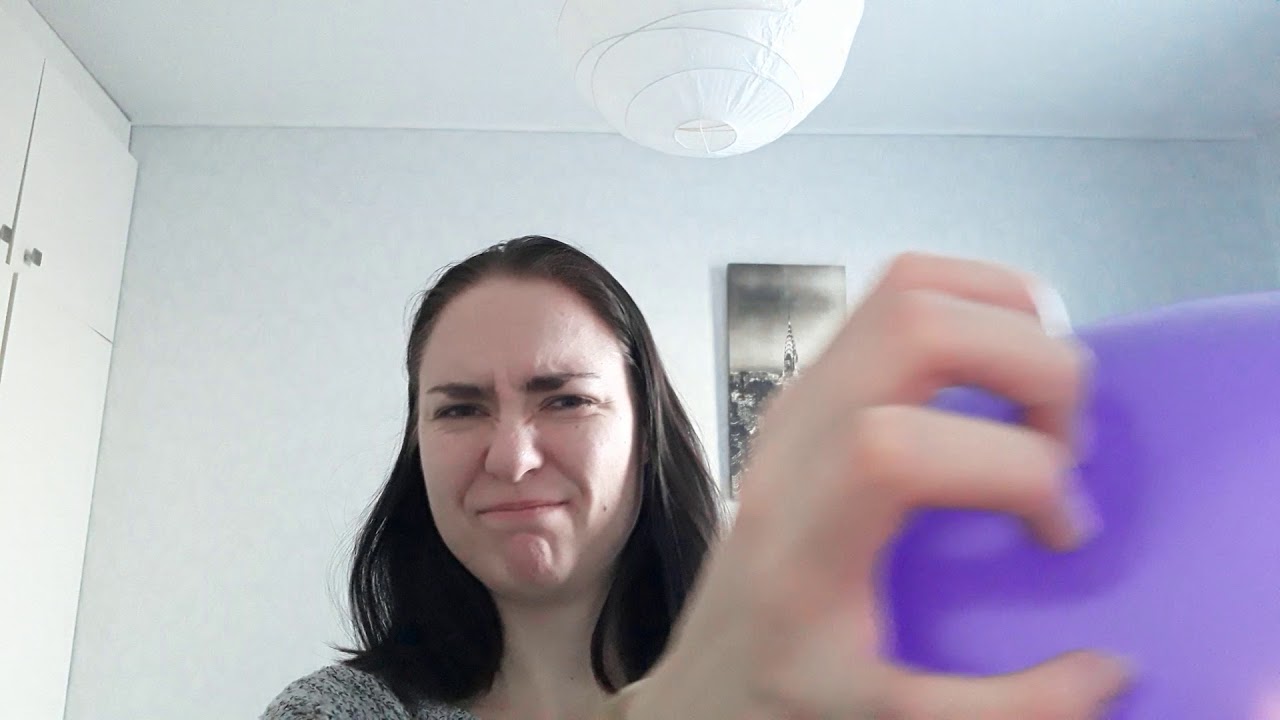 Simple ASMR - Popping balloons