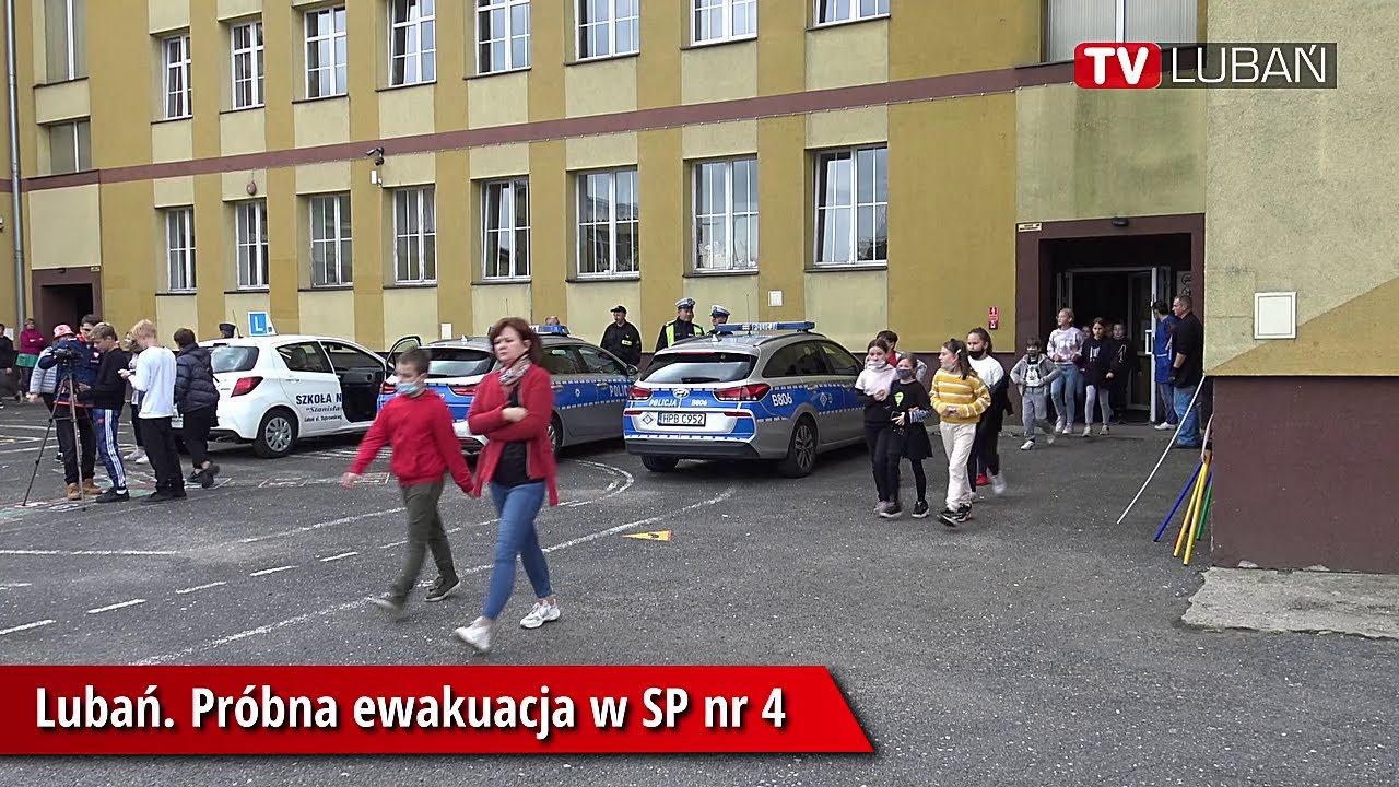 Lubań. Próbna ewakuacja w SP nr 4