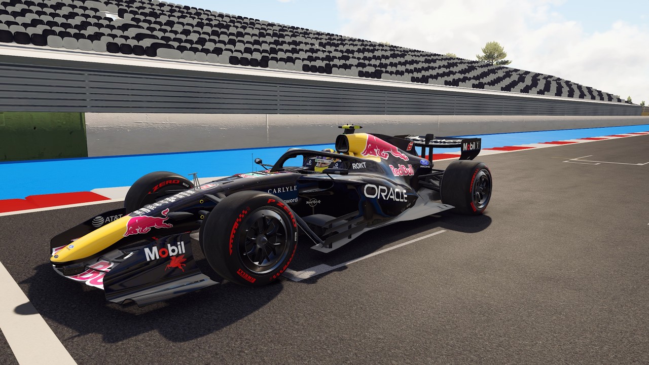 Onboard sur le circuit de Magny-Cours avec la RedBull RB22 d'Isack Hadjar