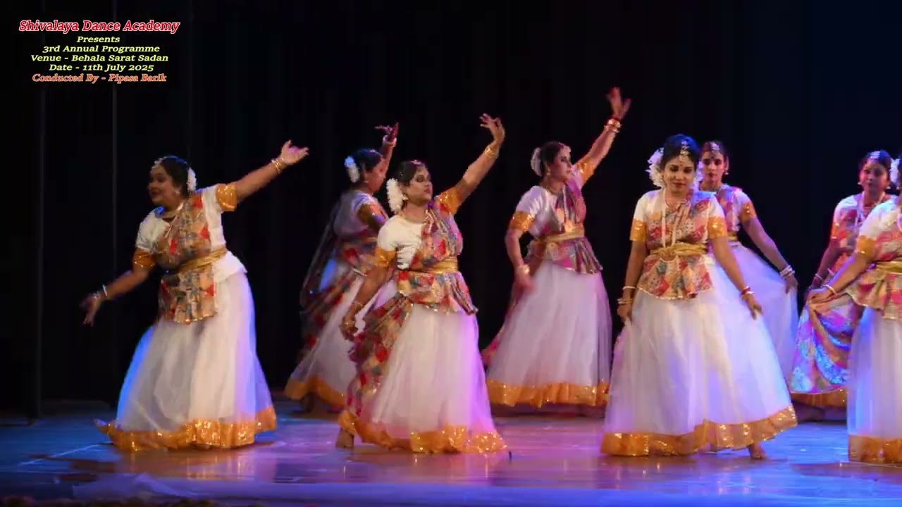 mera desh rangeela dance performance by students of Sivalaya dance academy at Saratsadan on 11.725