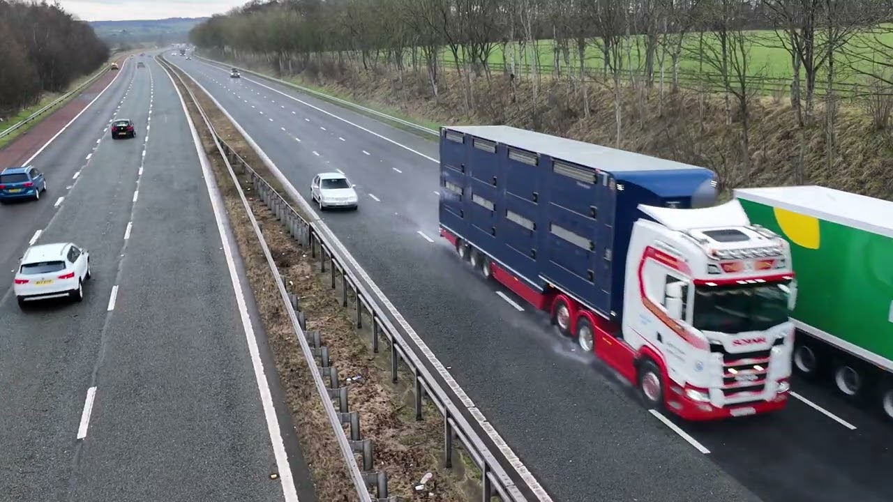 Uk truck spotting A74M & M6 #200 
