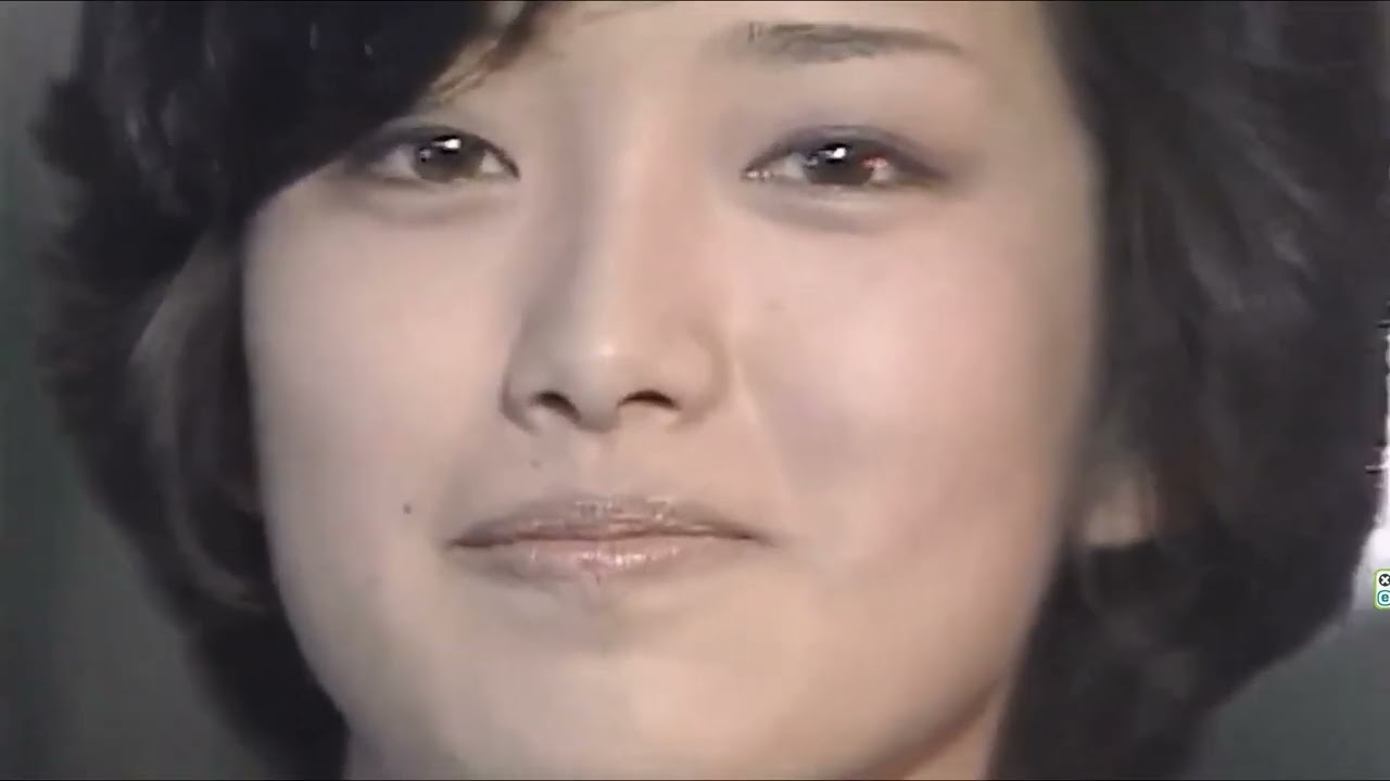 山口百恵20  赤い絆 1977 LIVE