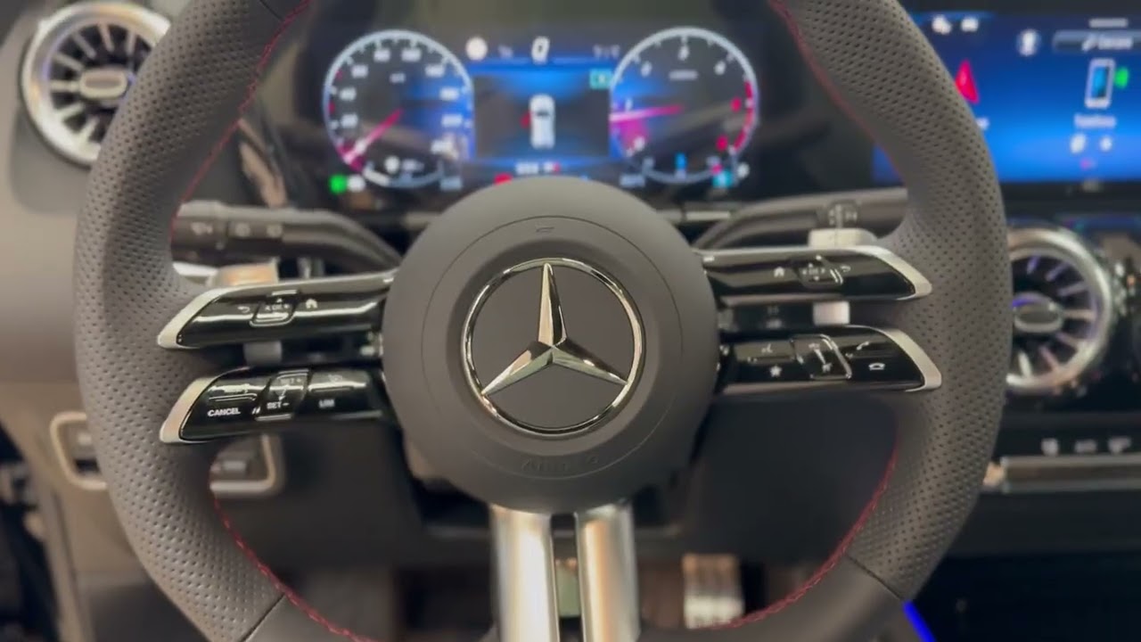 MERCEDES GLA AMG LINE Advanced Plus km 0 modello 2025
