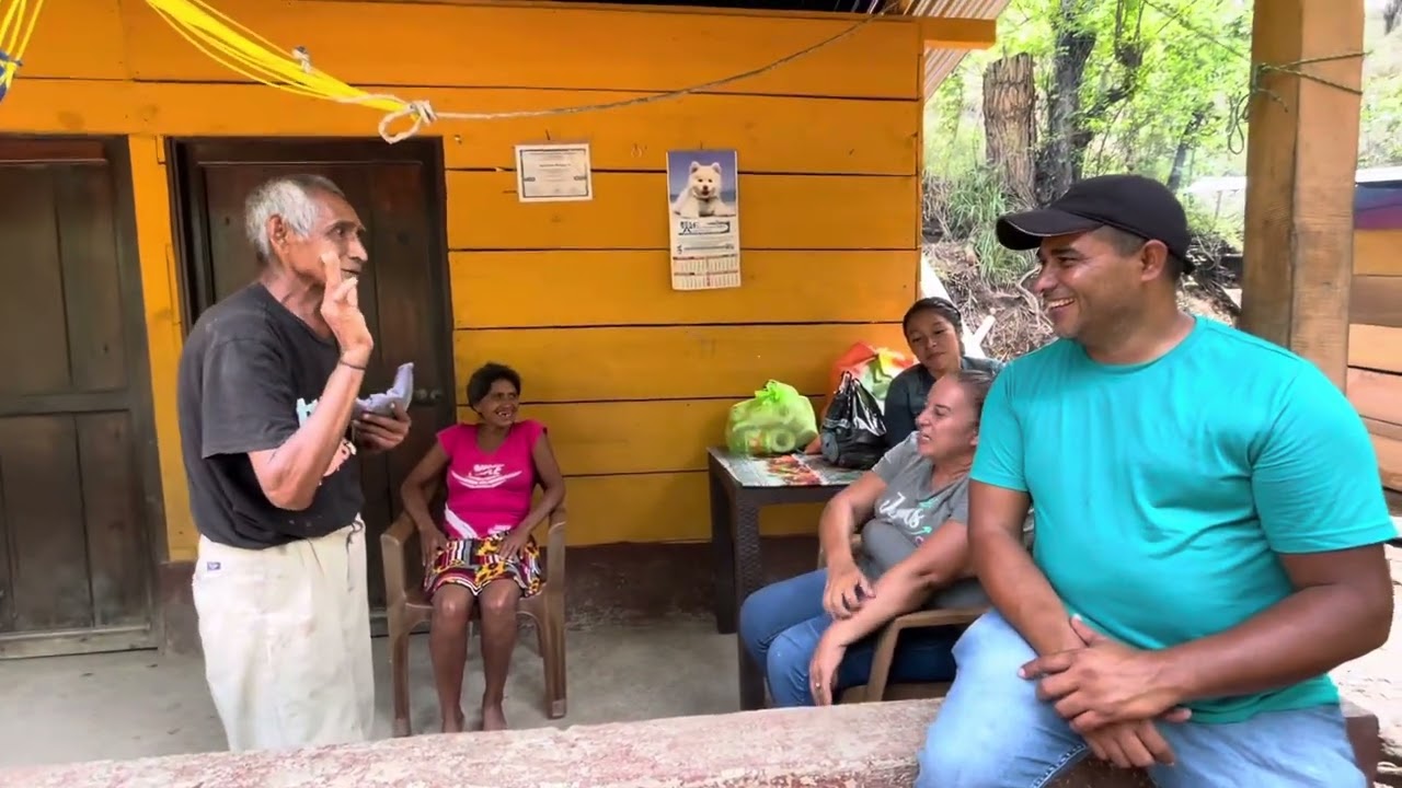 🔵Don Goyito es un hombre de admirar por qué tiene 84 años y todavía trabaja
