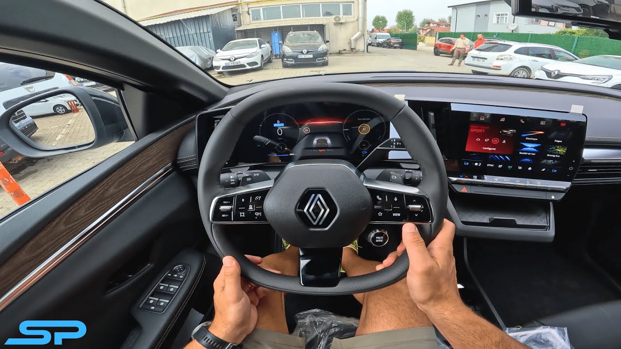 2023 RENAULT MEGANE E-TECH - обзор от первого лица