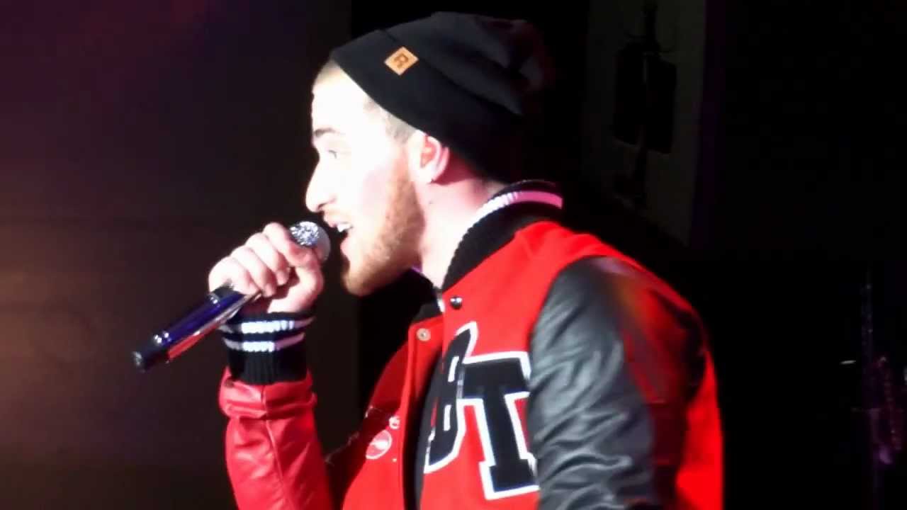 Mike Posner - Rolling in the Deep (Live in Manila)