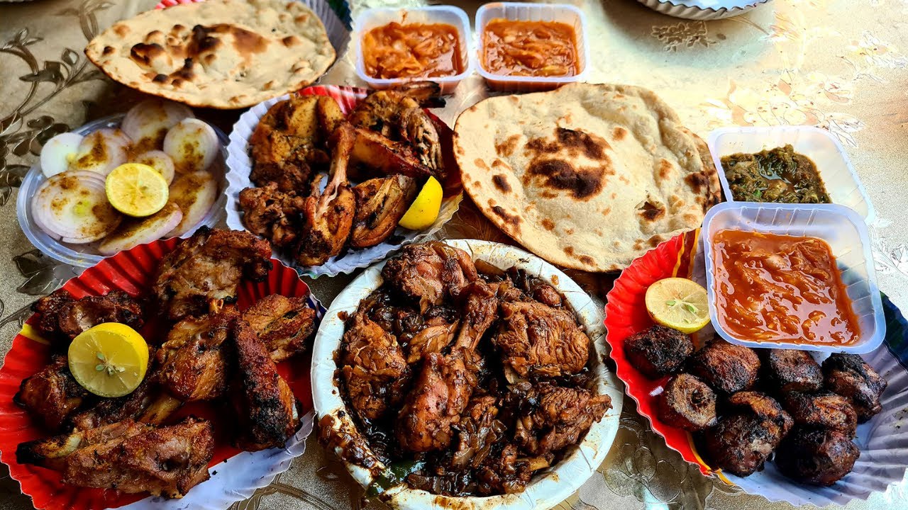 Delhi Ki TOP 5 FAMOUS DISHES JISKO TRY NAI KIA TOH GALTI APKI HAI. Delhi Street Food