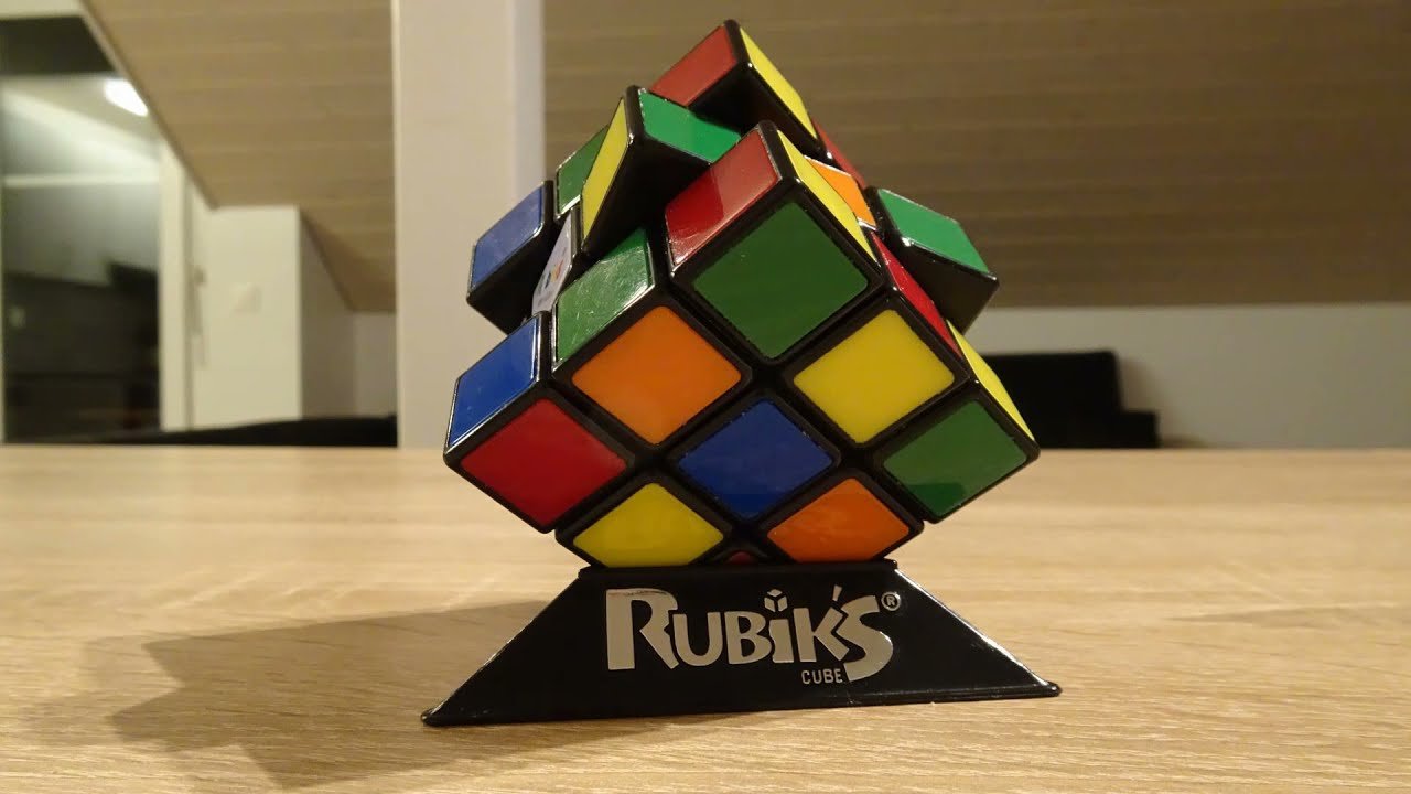 The magic Rubik’s Cube – Stop Motion Movie