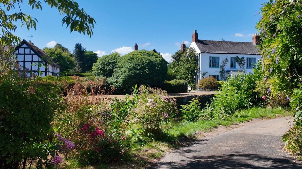#75 The Secret British Village That Doesn&rsquo;t Feel Real | Eardisland, Herefordshire