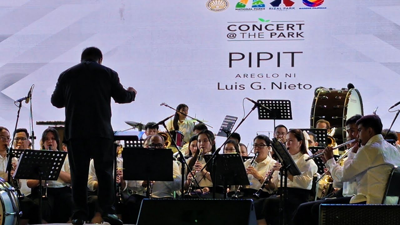 Pipit | San Antonio Band 33 | Concert at the Park