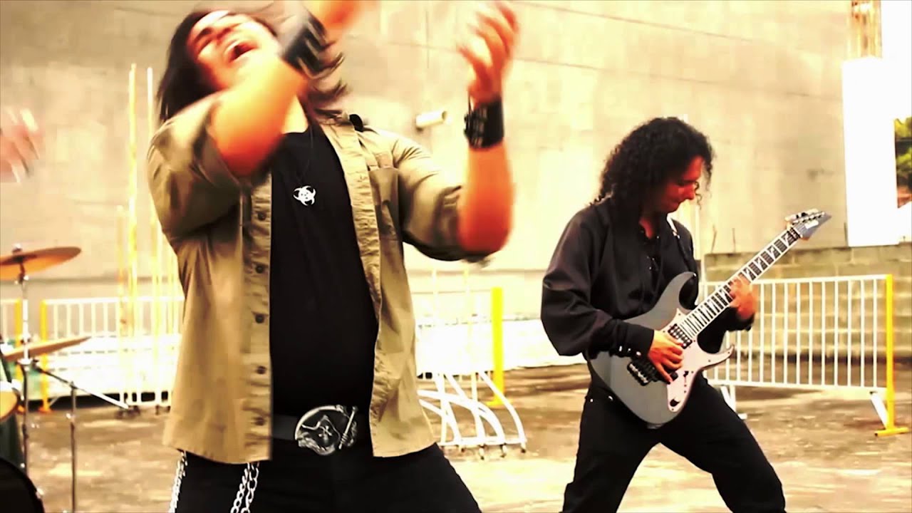 ADAIA - Hombre de acero (Official Video)