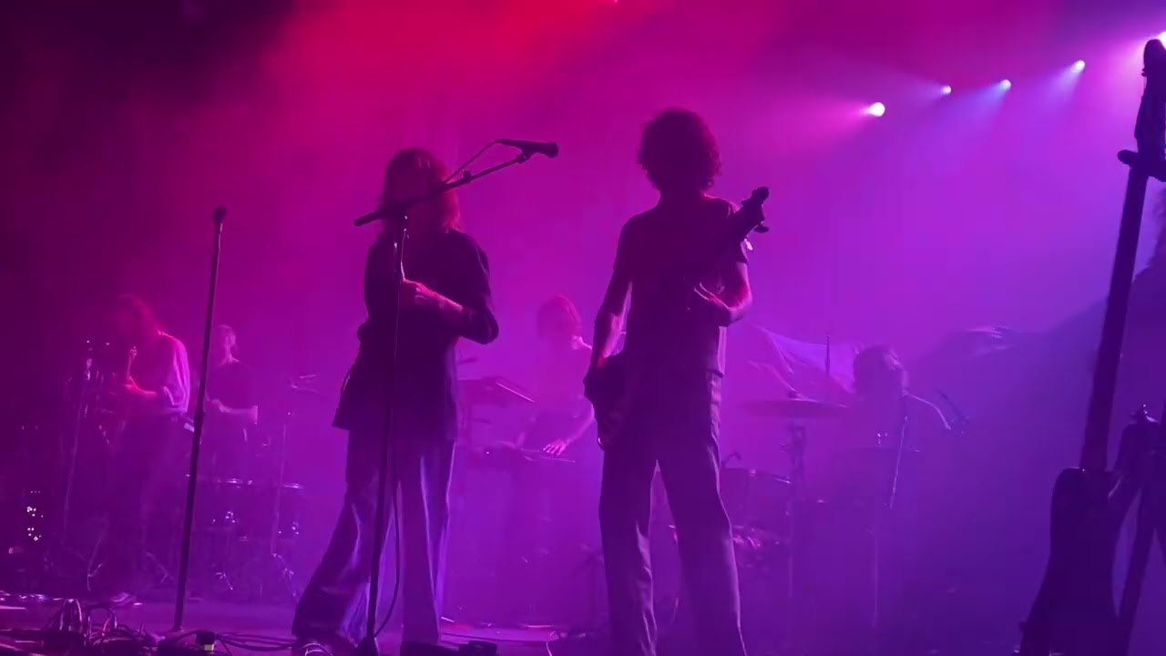 Blossoms - Your Girlfriend live Sydney 2025