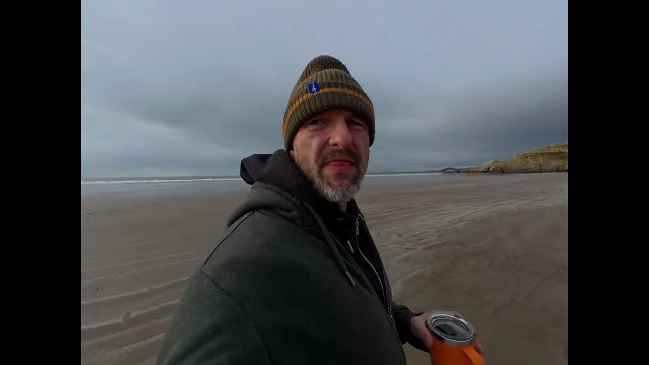 Blackrock sands in winter! Snowy roads❄️❄️🏴󠁧󠁢󠁷󠁬󠁳󠁿🏴󠁧󠁢󠁷󠁬󠁳󠁿