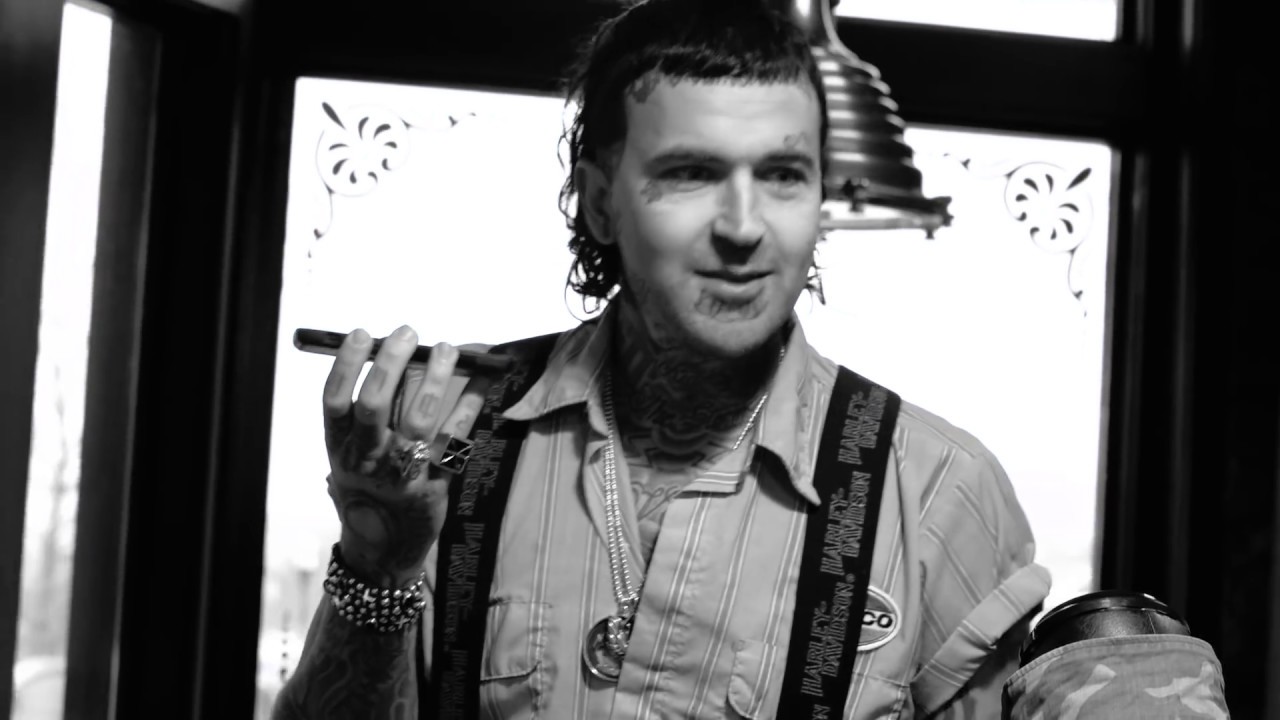 YelaWolf 