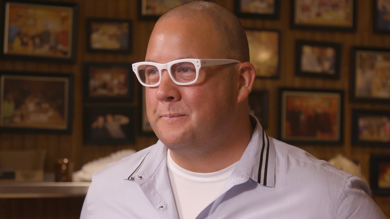 Chicago's Best 300th Episode: Top Notch Beefburgers with Graham Elliot