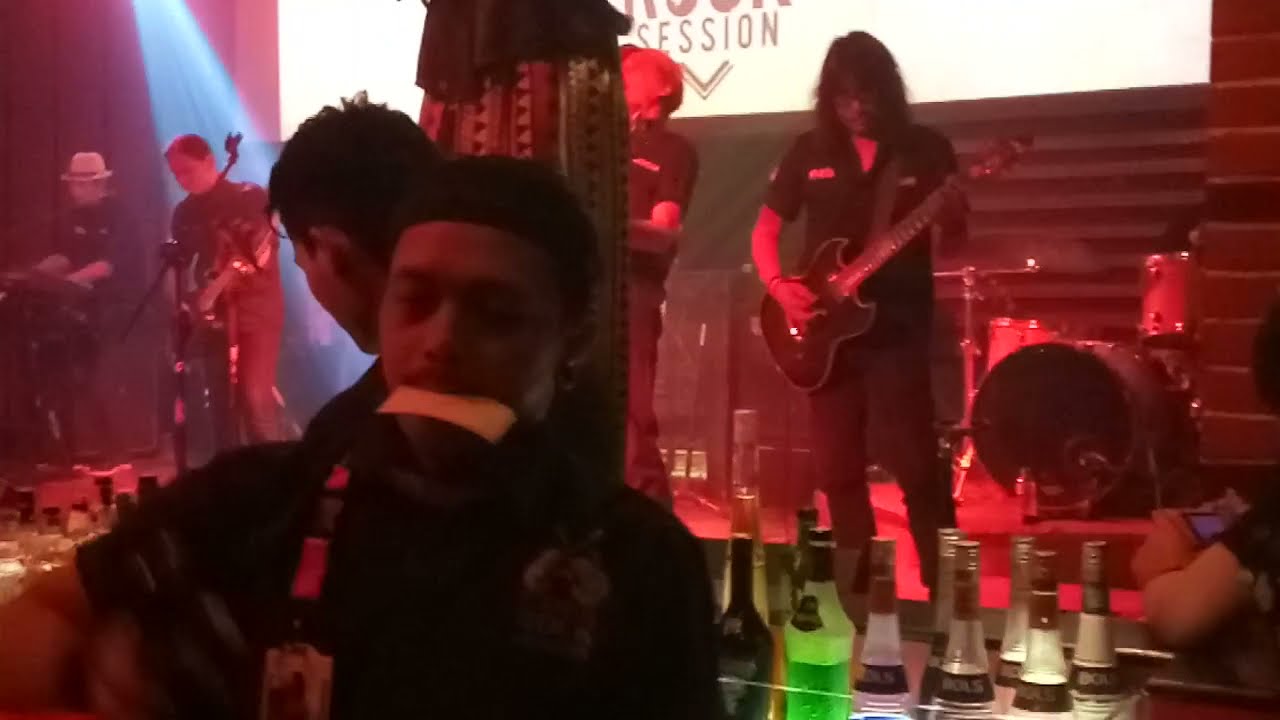 Rocker SuROCKboyo - Zenith lady rocker feat Dodon Laskar Metal