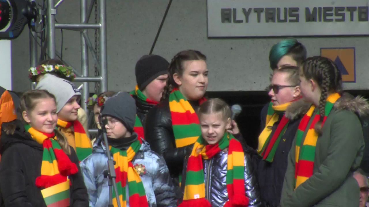 TIESIOGIAI: Kovo 11-osios šventė Alytuje (I). Pradžia