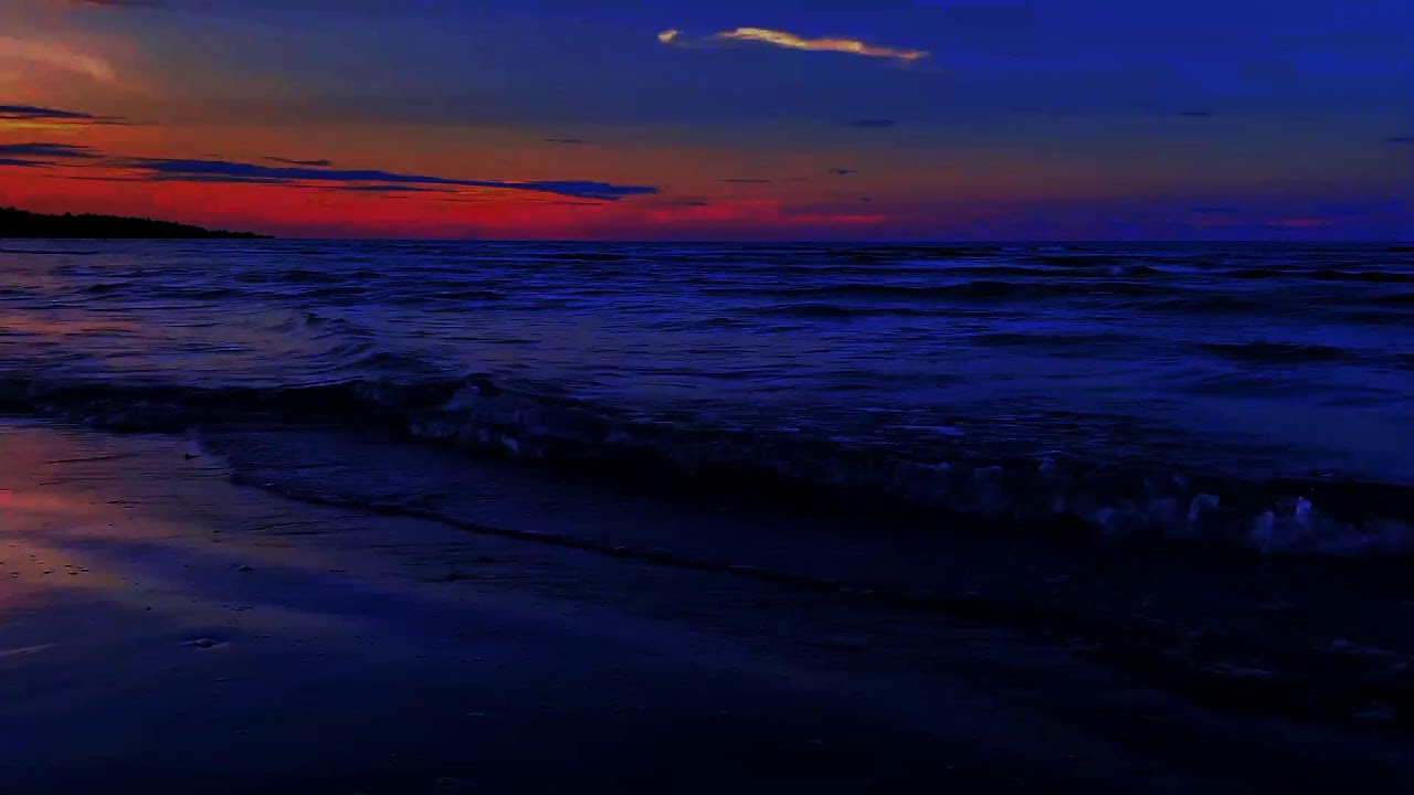Soft Rolling Sea Waves at Night for Sleeping and Calm Relief