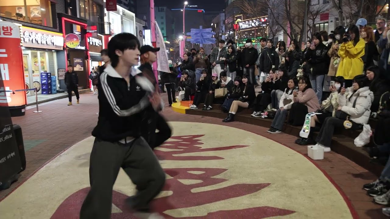Kpop#JHKTV]#T:EV(DOB) in hongdae kpop dance#Smoothie#NCT DREAM#투에버 홍대케이팝댄스#스무디#엔시티