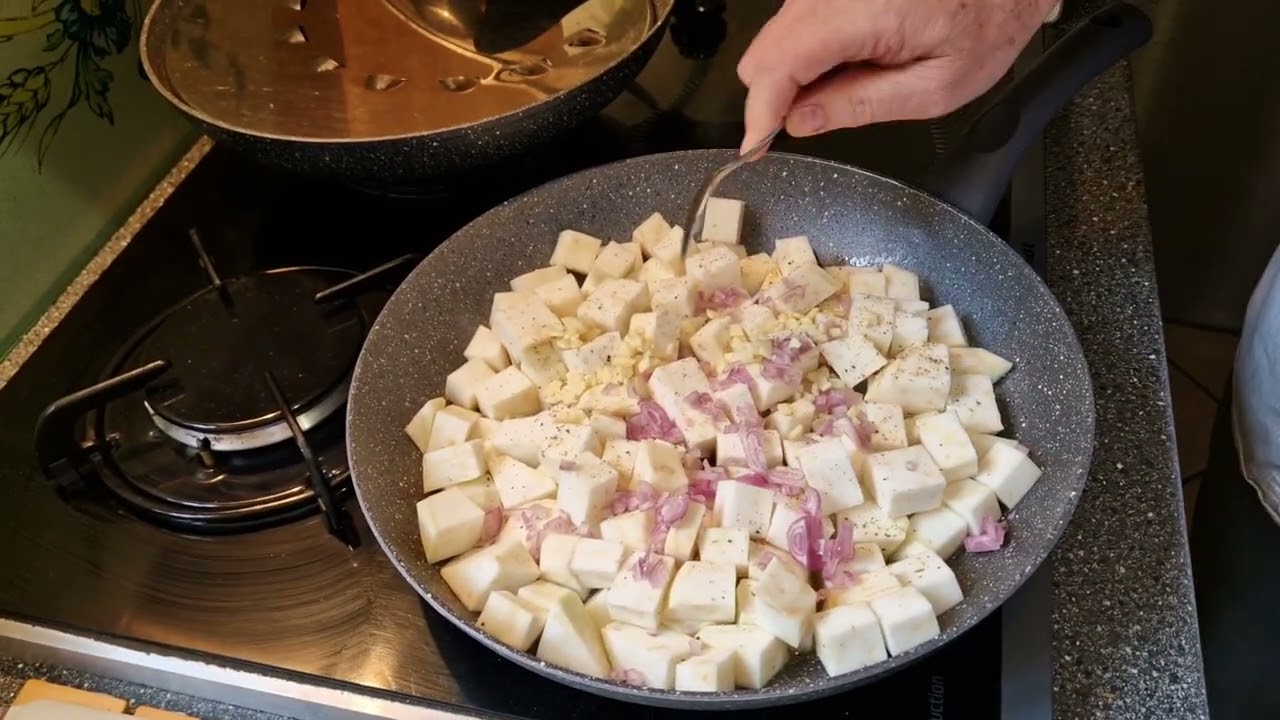 CÉLERI-RAVE POÊLÉ ET PAVÉ DE SAUMON 🐠