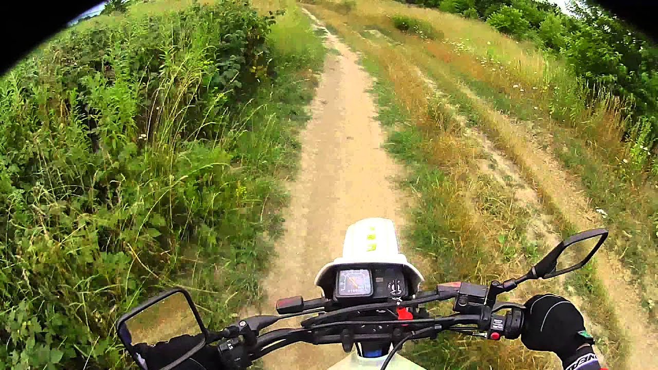 Suzuki DR125