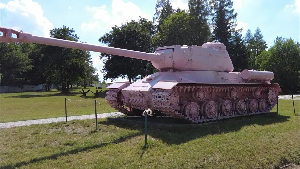 Vojenské technické muzeum Lešany
