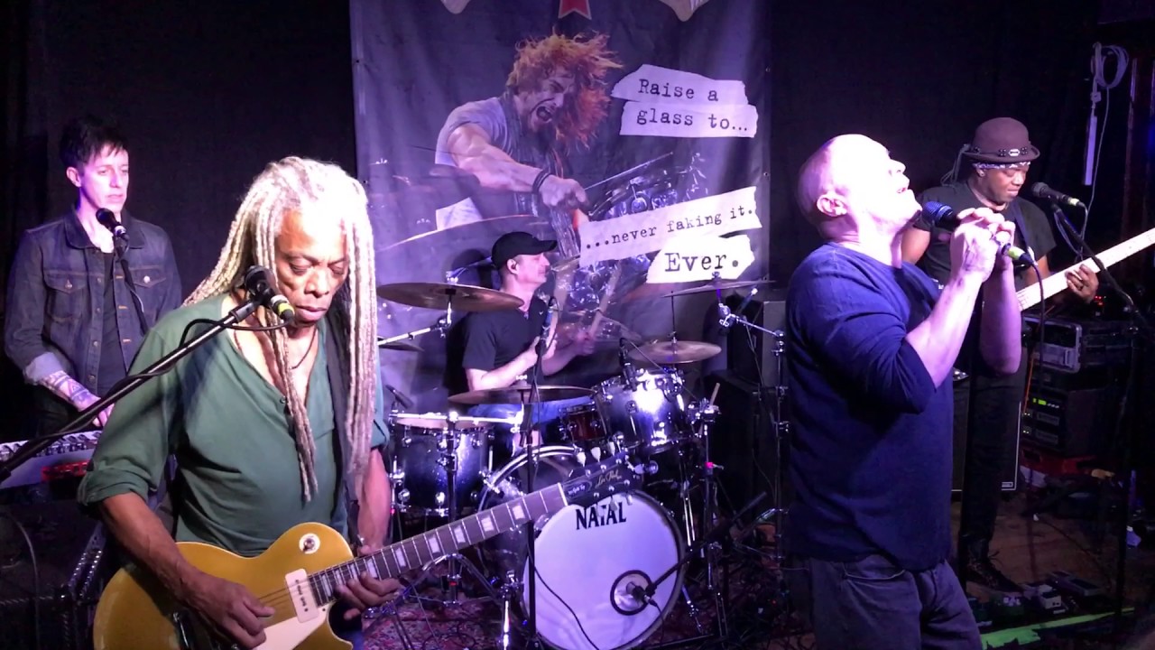 Dan Reed Network "Rainbow Child" live at Iron Road Evesham