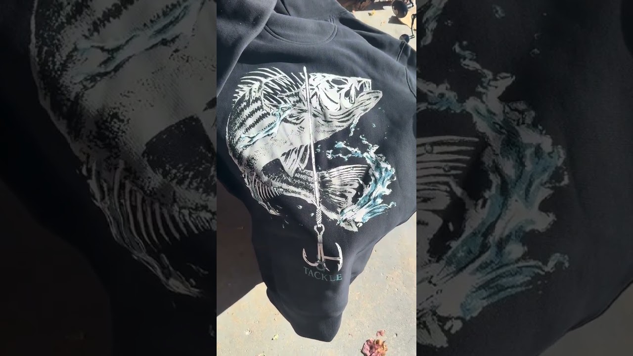 Толстовки J&H Tackle Striped Bass снова в продаже! Приобретайте одну к осеннему забегу! #jandhtac...