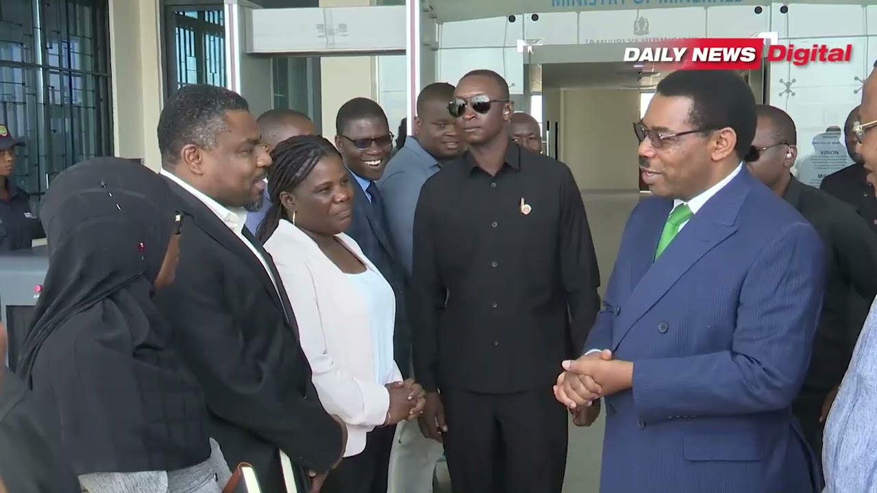 DK MWIGULU ATOA MAAGIZO WIZARA YA MADINI, ATAKA WATANZANIA WANUFAIKE RASILIMALI ZAO