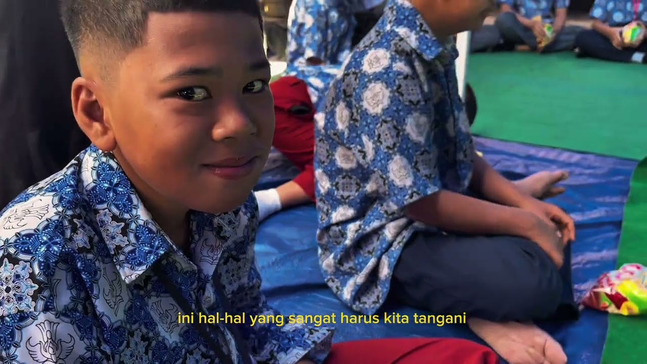 FILM DOKUMENTER - BERBEDA TAPI LUAR BIASA