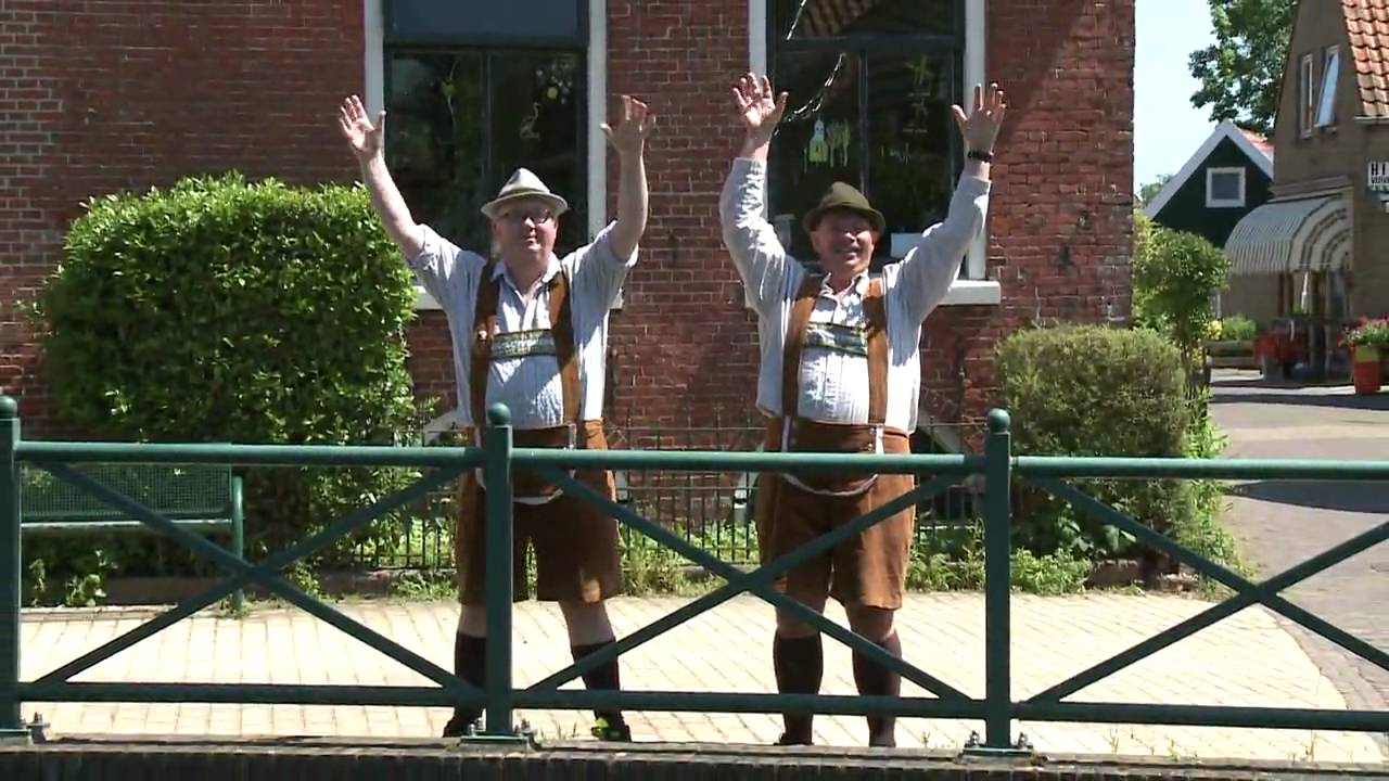 Zware Jongens - Stil aan de overkant