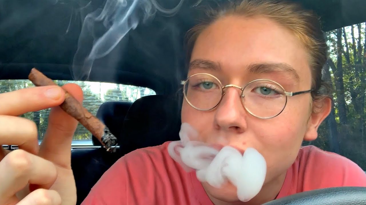 CHILL BACKWOOD HOTBOX SESH!