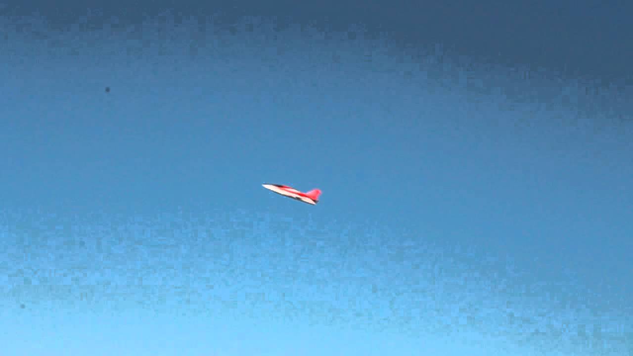 Stinger 90 powered by Roaringtop 8s 4500mah 25C and TPPOWER 2400kv 70mm EDF