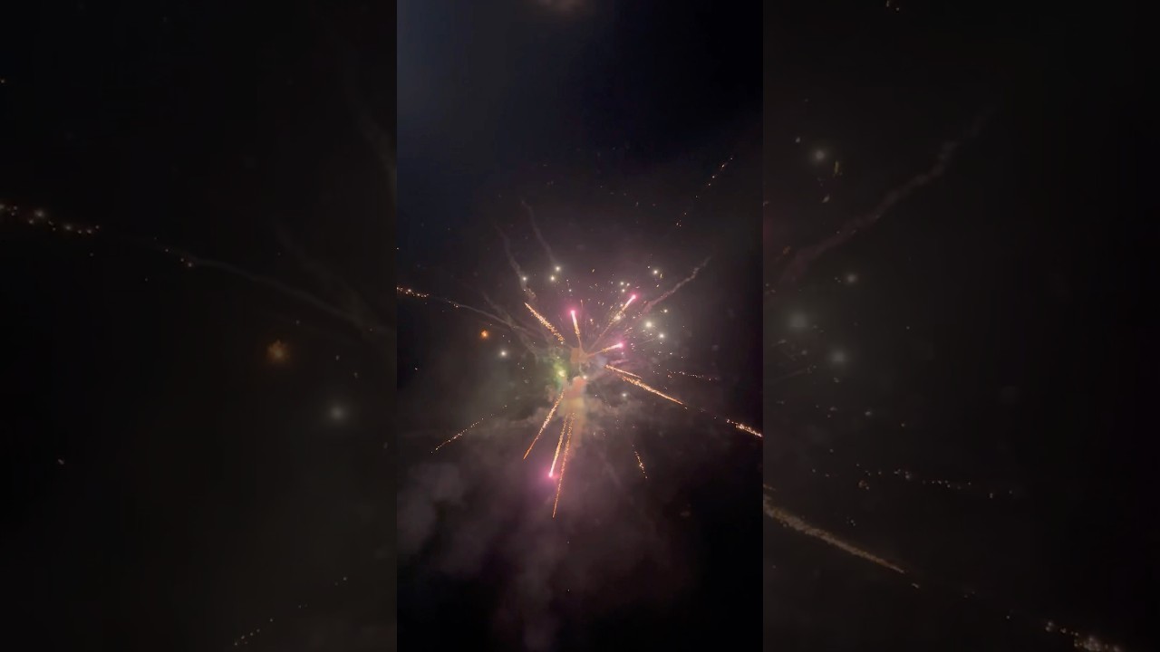 16 Shots Stellar Saga by Dragon Fireworks 