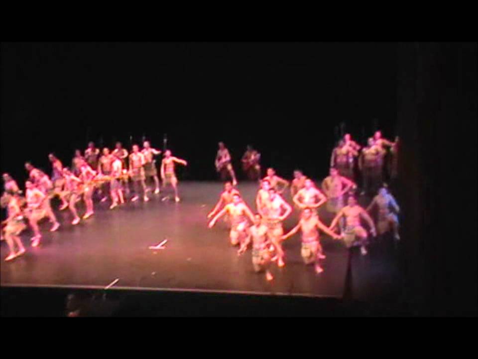 hato paora 2011 walk on part1.wmv
