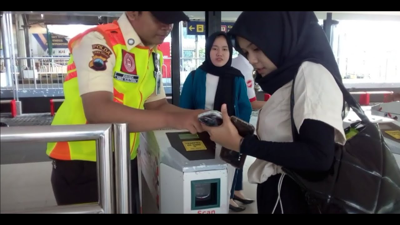 asyiknya KRL JOGJA SOLO - Panduan lengkap naik Commuter Line Terbaru 2024