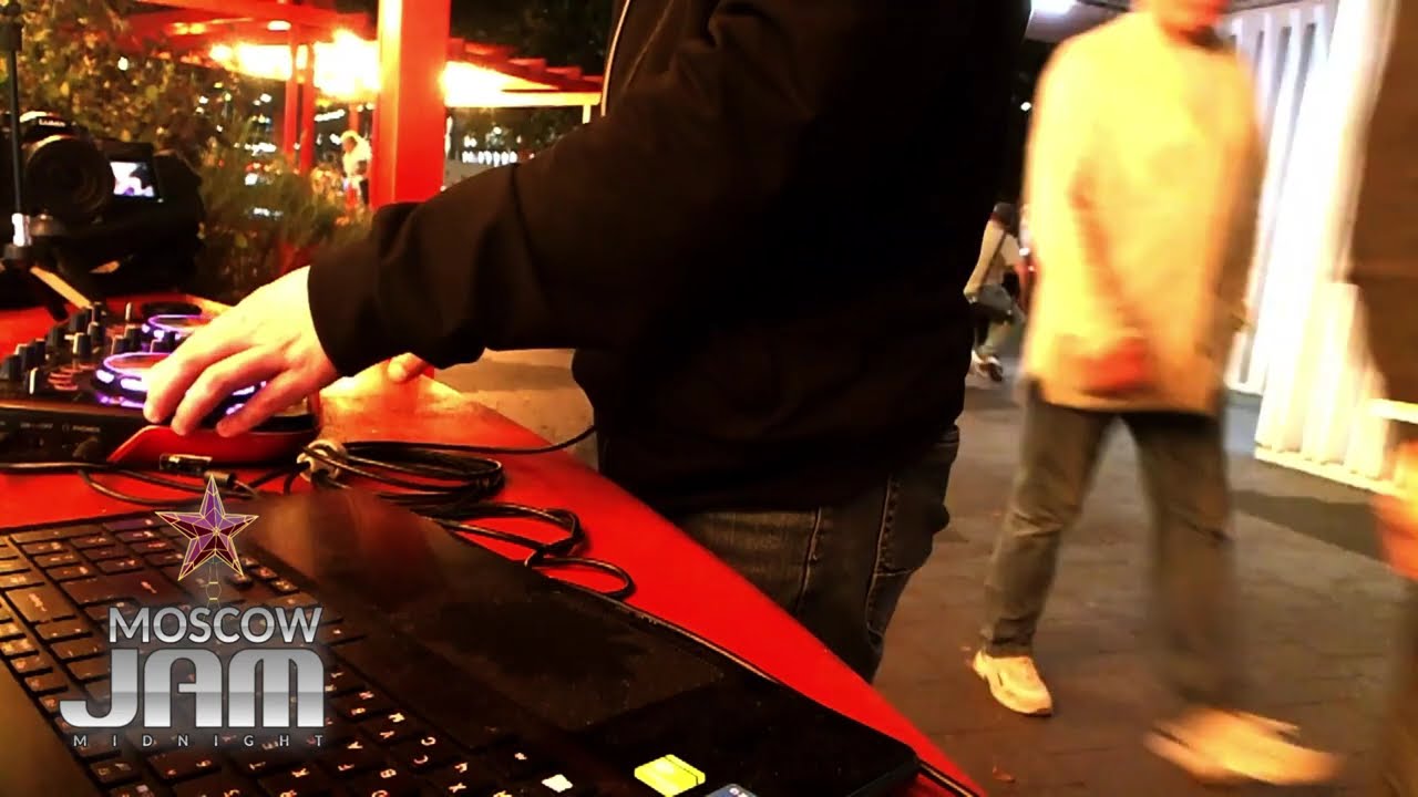 Moscow Midnight Jam. Триумфальная площадь, Москва.
