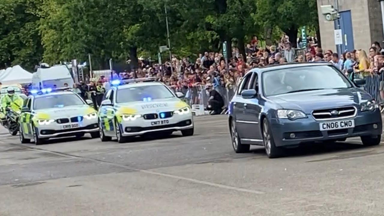 Gwent Police Open Day - Police Cars Responding! Car Chases and Dog Attack!