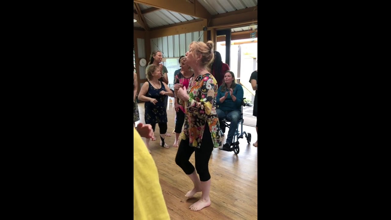 Circle Singing with Paris Kern - Rainshower Edition!