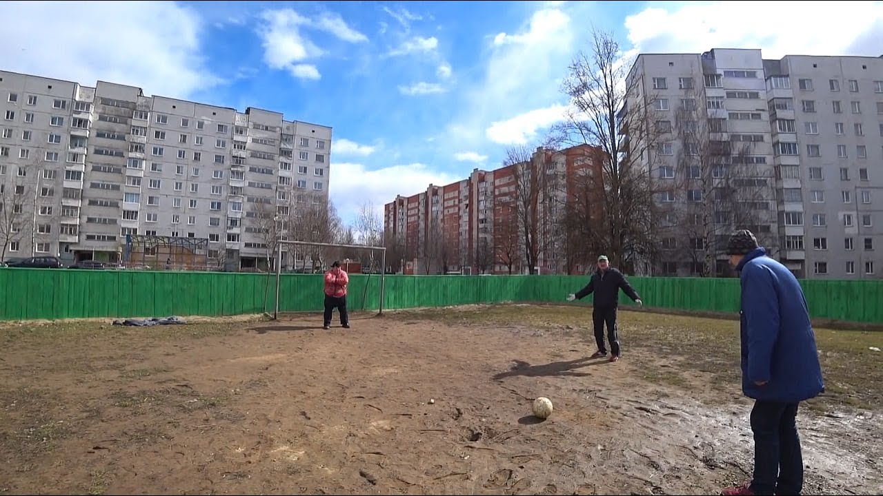 Телевизор мне не надо! Джентльмены бьют пенальти!