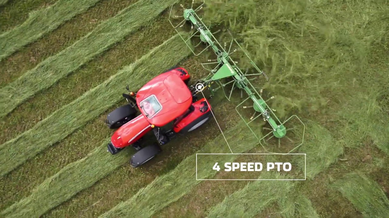 Tractors at work - McCORMICK X6.4 VT-Drive