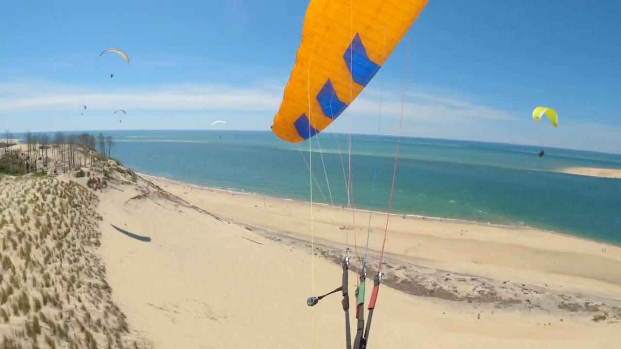 Dune Du Pilat, France - Paragliding Soaring