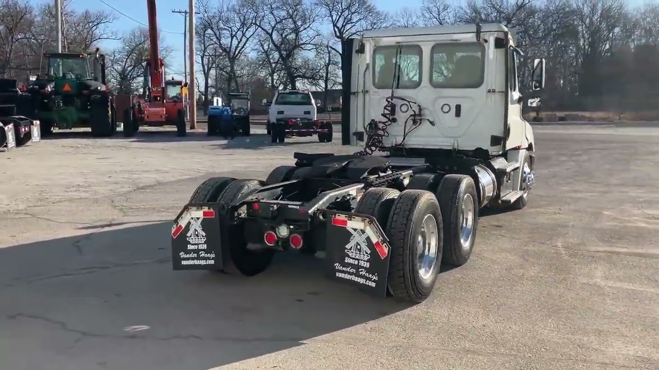 2019 FREIGHTLINER CASCADIA 126 For Sale