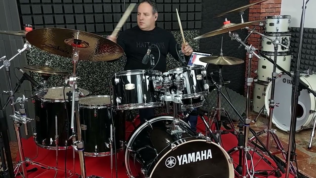 Yamaha Stage Custom in Raven Black finish Sound Check by Teddy Schifano