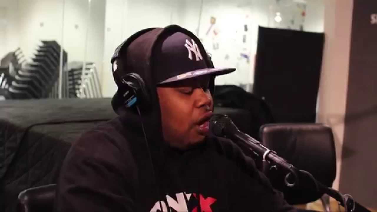 Rozewood & SmooVth | Freestyle | Rap Is Outta Control
